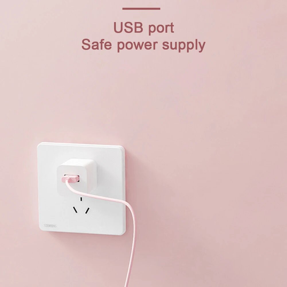 Cup warmer with USB port